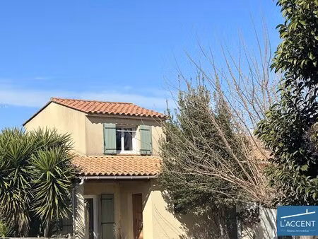 villa de 120m2 avec garage sur parcelle de 800 m2