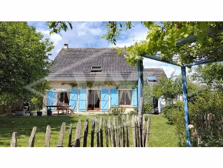 vente maison 8 pièces 160 m² à combs-la-ville (77380)  409 900 €