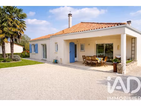vente maison 6 pièces 128 m² aiffres (79230)