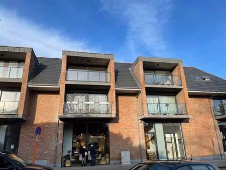 appartement 2 chambres à waterloo  balcon et peb b