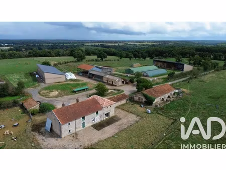 ferme à saulge (86500)
