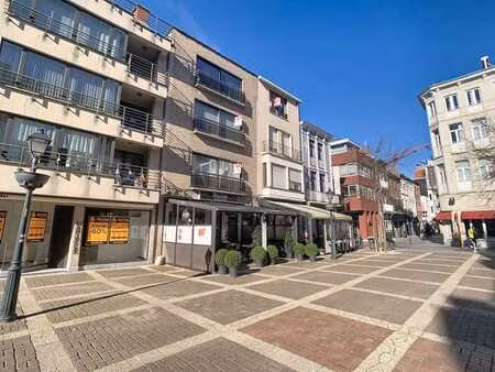 immeuble d'investissement à vendre situé au cœur de blankenb