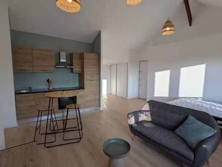 location meublée appartement 1 pièce 39 m² à le havre (76600)  350 €