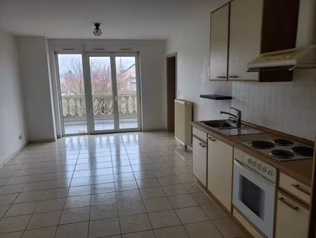 location appartement 2 pièces 44 m² à sarralbe (57430)  575 €