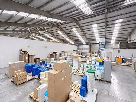 espace de stockage (485 m²) dans le parc industriel lakeland