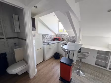 location meublée appartement 1 pièce 20 m² à montrouge (92120)  940 €