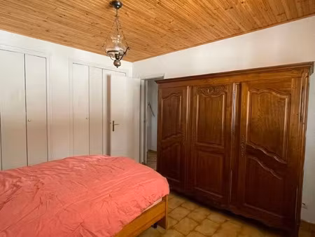 location meublée appartement 4 pièces 83 m² à ajaccio (20000)  1 100 €