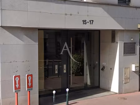 location parking 10 m² à asnieres-sur-seine (92600)  95 €