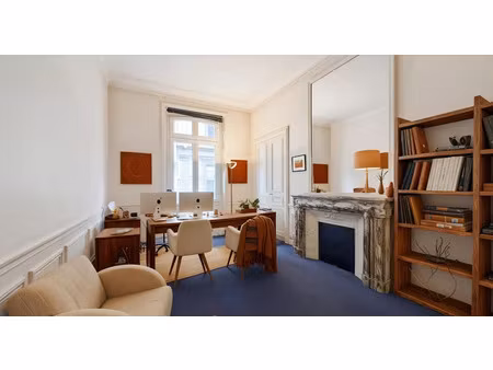 location locaux professionnels 153 m² à paris 8ème (75008)  7 917 €