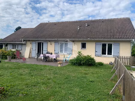 maison plain-pied de 5 pièces de 111 m² à aoste (38)