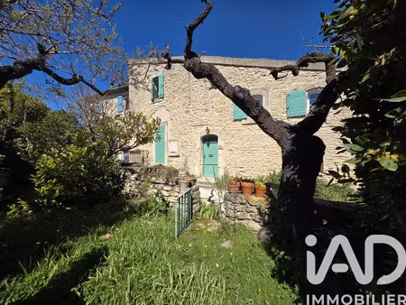 maison de village à goult (84220)