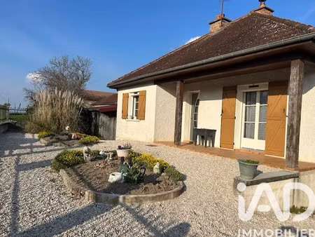maison de village à laferté-sur-aube (52120)