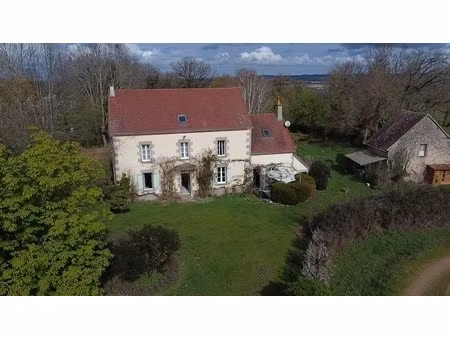 la celle dunoise (23) à vendre maison de 4 chambres 220 m²  mare  dépendance  grange  terr