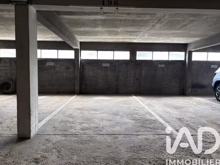 vente parking 12 m²
