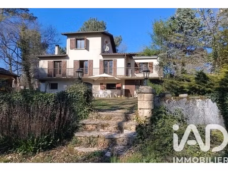 vente maison traditionnelle 8 pièces