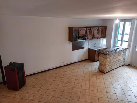 location maison 142 m² à poncin (01450)