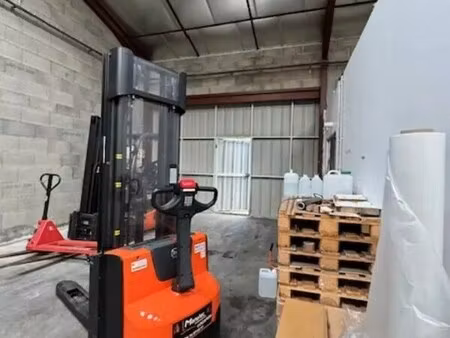 location entrepôt 625 m²