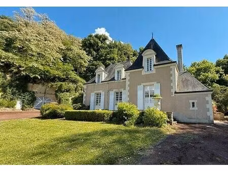 manoir a la chartre sur le loir