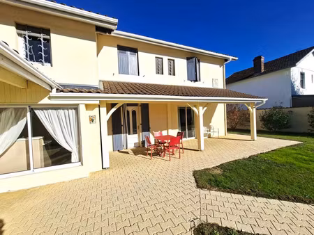 vente maison 5 pièces 145 m² saugnac-et-cambran (40180)