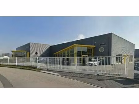 location local d’activités gonfreville l orcher 76700 411m²