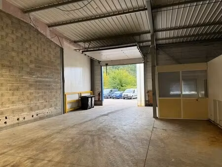 location local d’activités allonne 60000 198m²