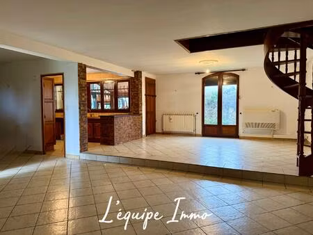 t5 avec garage au coeur d'un magnifique parc