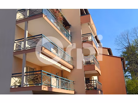 appartement saint-genis-laval 52 m² t-2 à vendre  215 000 €