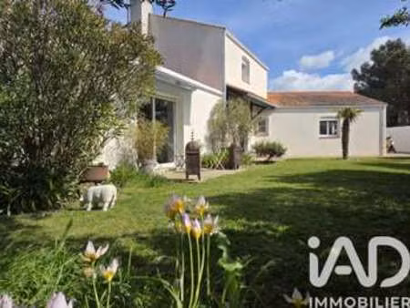 vente maison au fenouiller (85800) : à vendre / 255m² le fenouiller