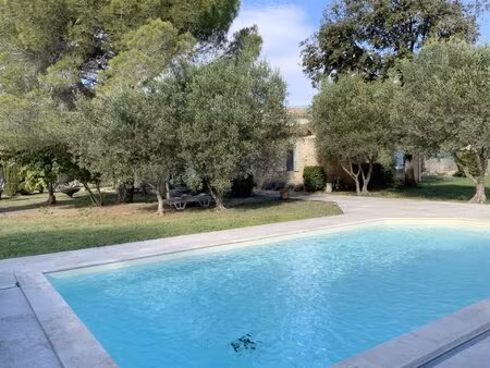 exclusif dans un village recherché  maison en pierre avec appartement indépendant sur un..