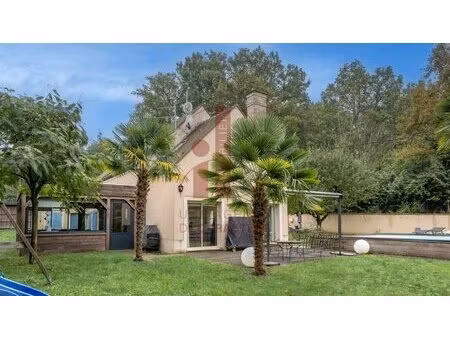 hericy   maison recente d'allure longere sur un jardin de 1473 m2 dans un environnement...