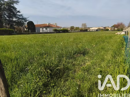 vente terrain à moulidars (16290) : à vendre / 2530m² moulidars