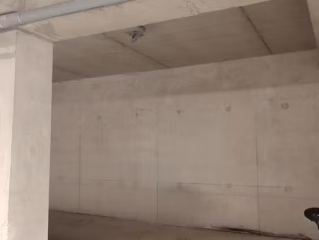 location garage box et parking à rezé (44400) : à louer / rezé