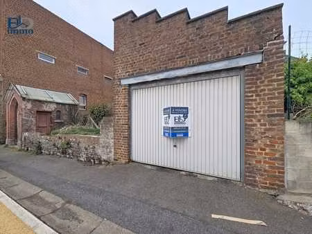 un garage où stocker vos affaires; aménager un atelier
