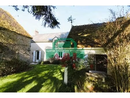 58  6mns de brinon et 15mns prémery et varzy - propriété avec cachet ancien préservé d'env
