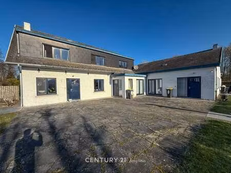 casteau - duplex 2 chambres avec parking privatif