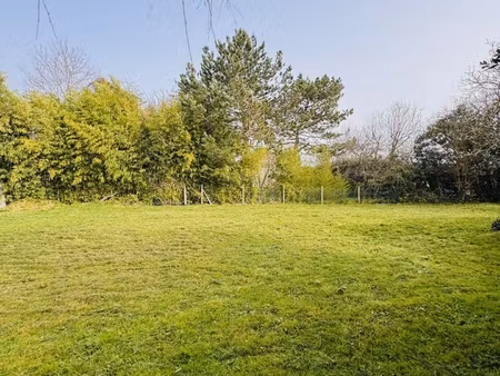 vente terrain à bâtir 890 m²