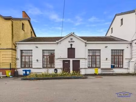 ancienne école primaire à transformer