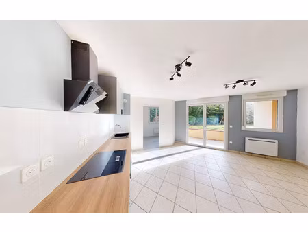 location appartement  51 m² t-2 à danjoutin  595 €