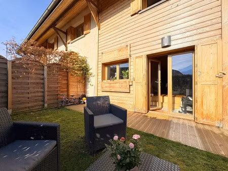 maison de ville entièrement rénovée en 2021 de 125 m2 avec 2 terrasses traversantes et gar