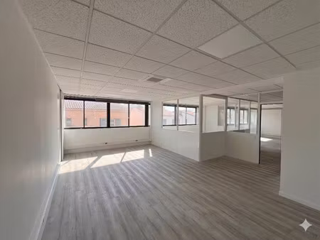 bureaux 121 m2 la valette