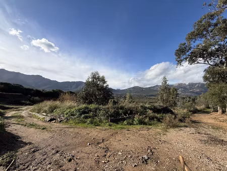 parcelle de terrain constructible 2620 m2 vue mer et montag