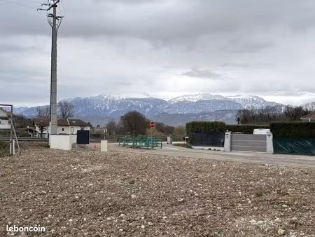 terrain 607 m² saint cassien