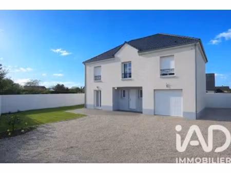 maison à tacoignières (78910)