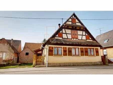trimbach — maison alsacienne à rénover — 154 81 m² — terrain 25 ares
