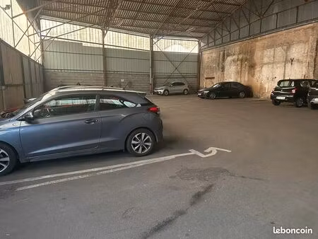 place de parking a louer sécurisée centre de dax