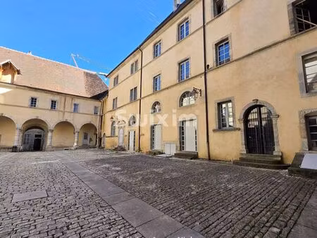 immeuble 5 pièces 128 m²