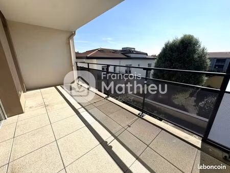 appartement 3 pièces 64 m²