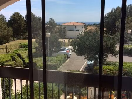 location t2 28m² sausset les pins