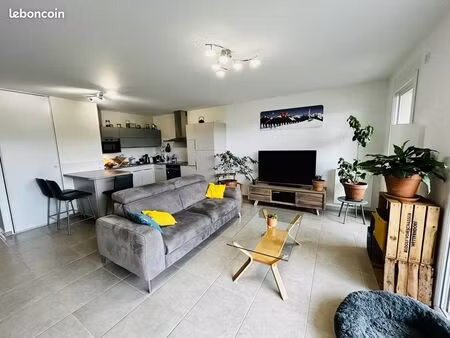 appartement 3 pièces 68 m²