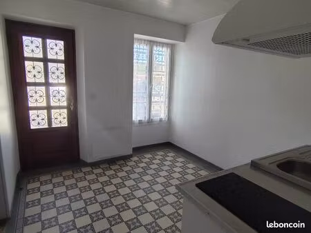 appartement t1 de 27 m² à le mesnil aubry